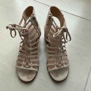 Pour La Victoire Shoes